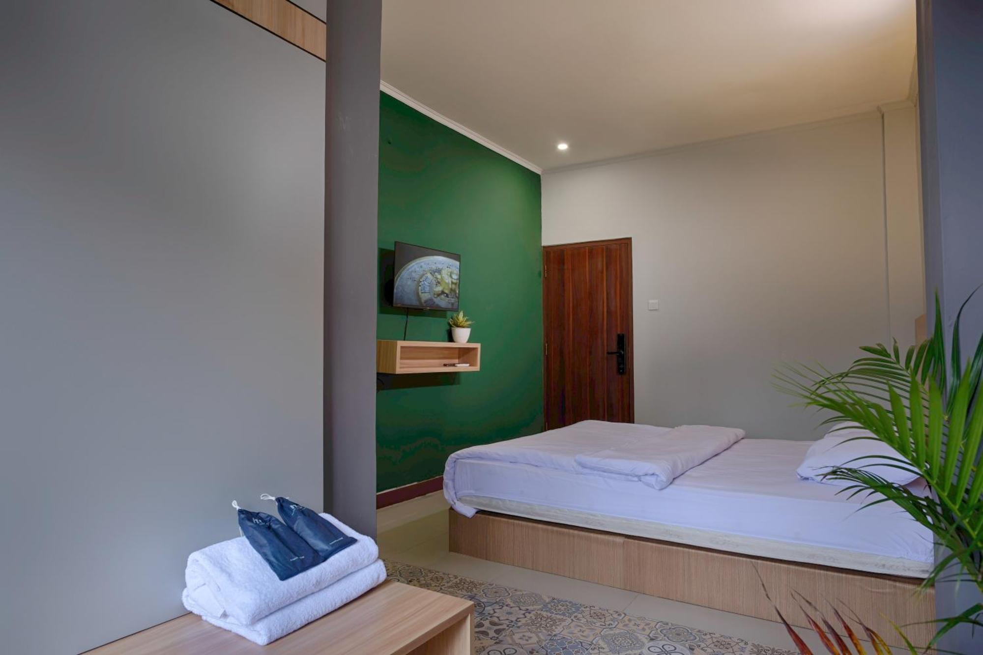 Hubs Hostel Yogyakarta Kültér fotó