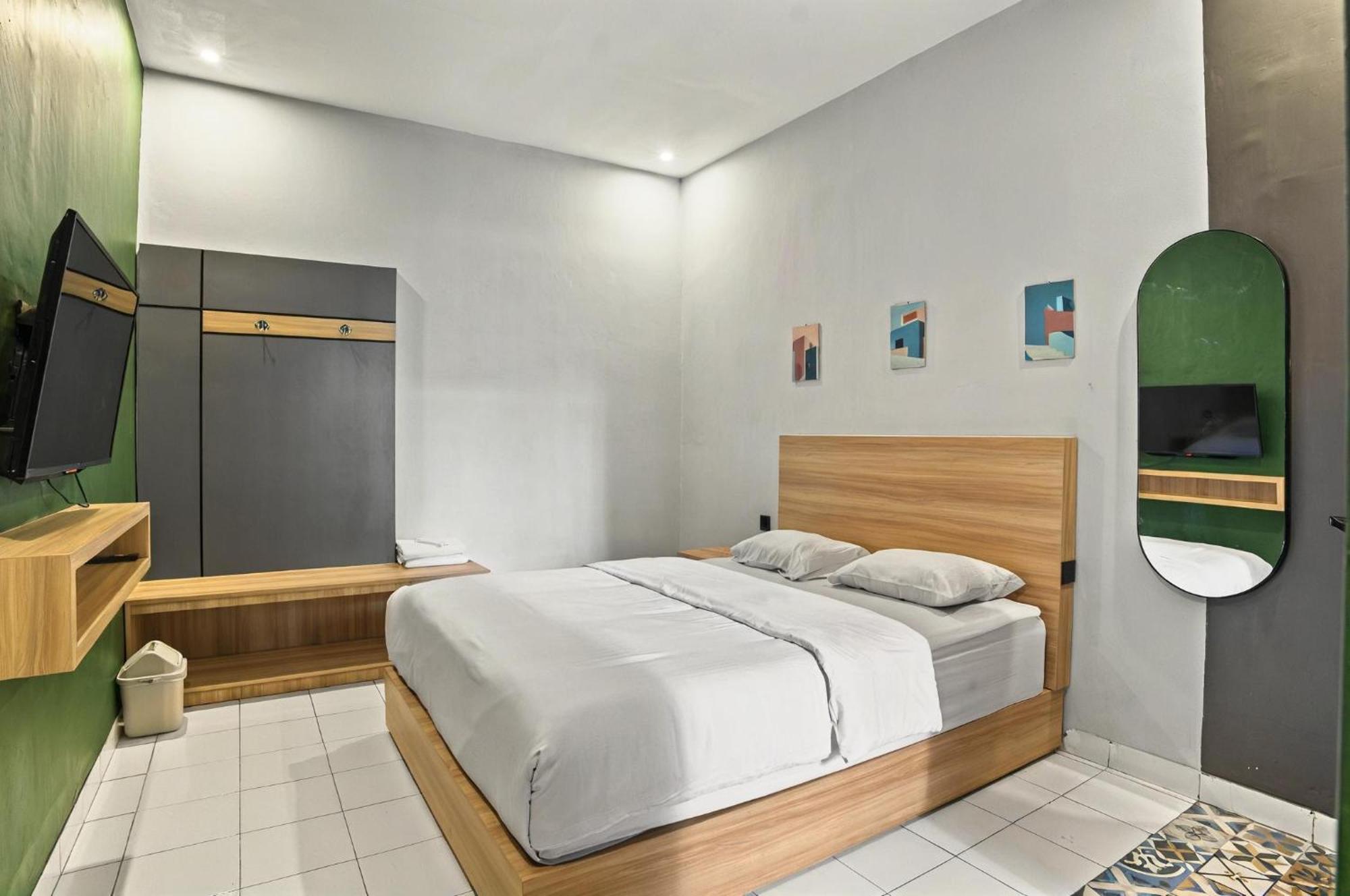 Hubs Hostel Yogyakarta Kültér fotó